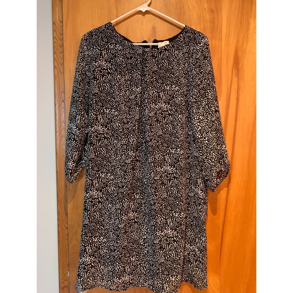 H&M Black and White Patterned Shift Dress